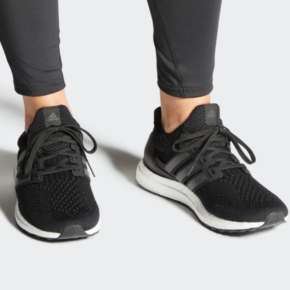 Adidas UltraBoost core Black Sneakers size 7.5
